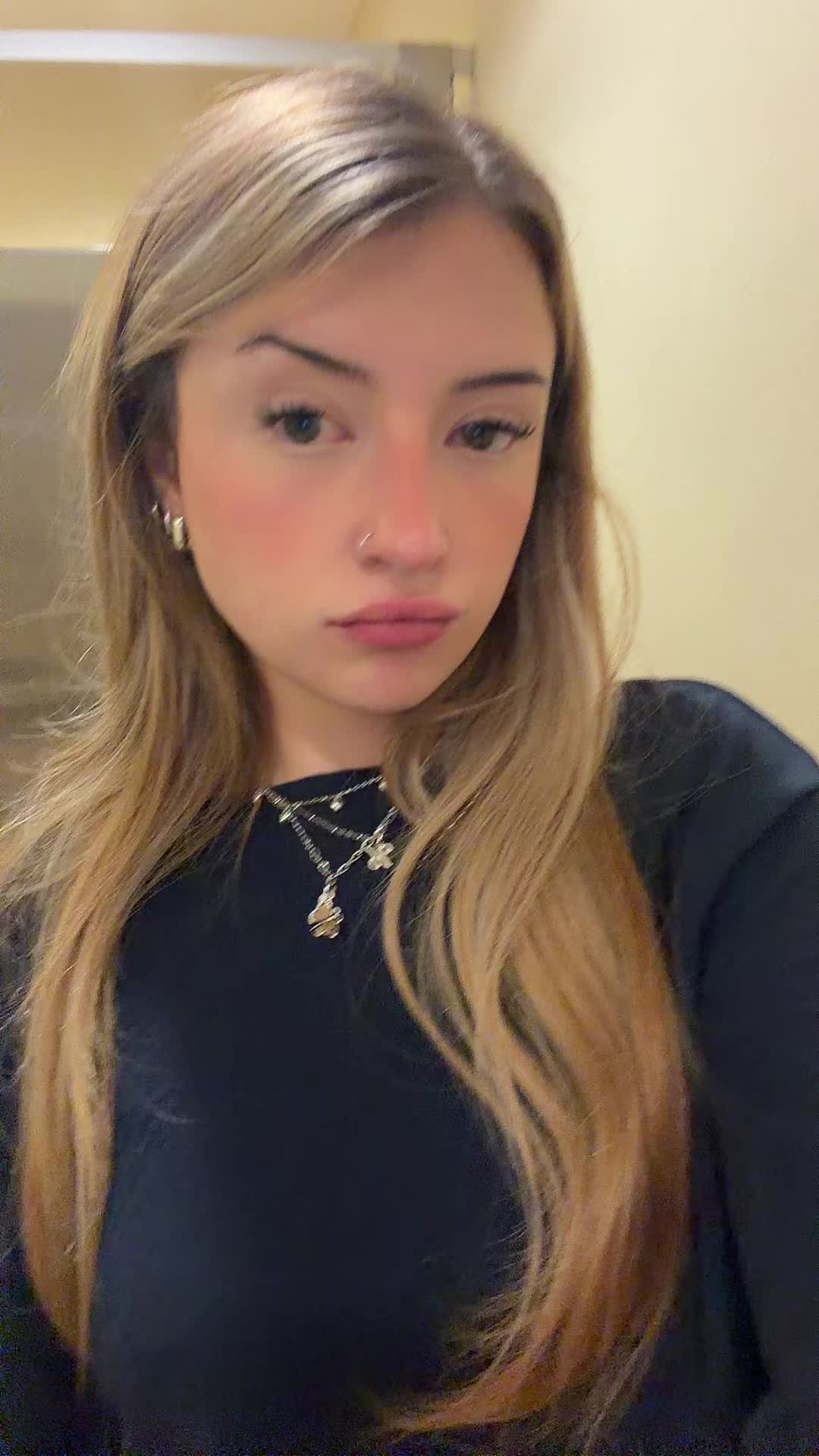 @maddiilrosee