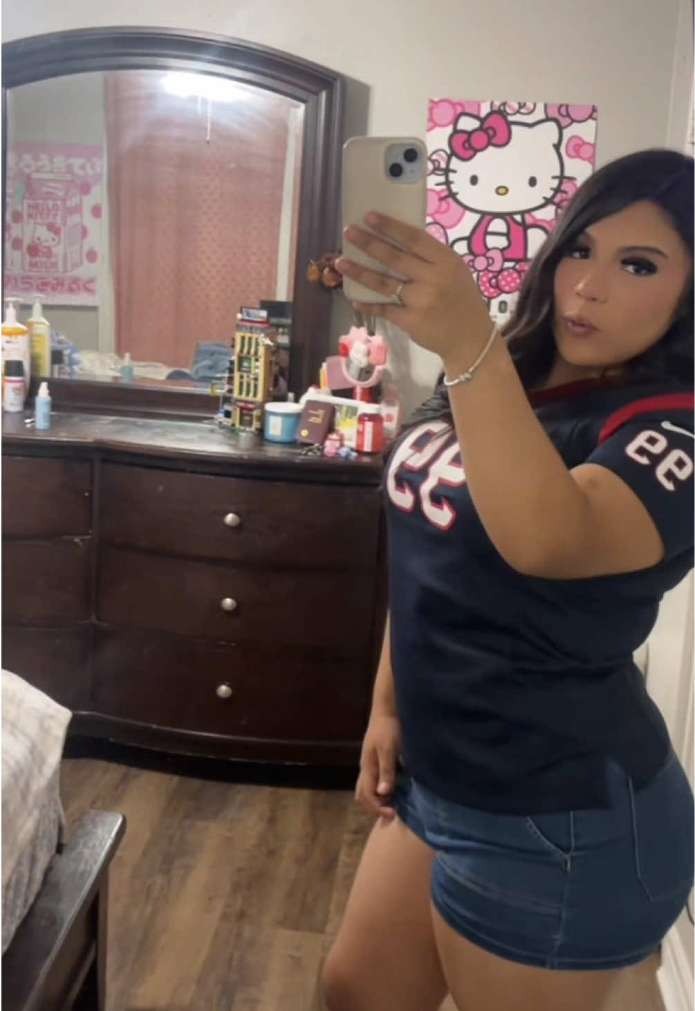 @iv.mixhellee