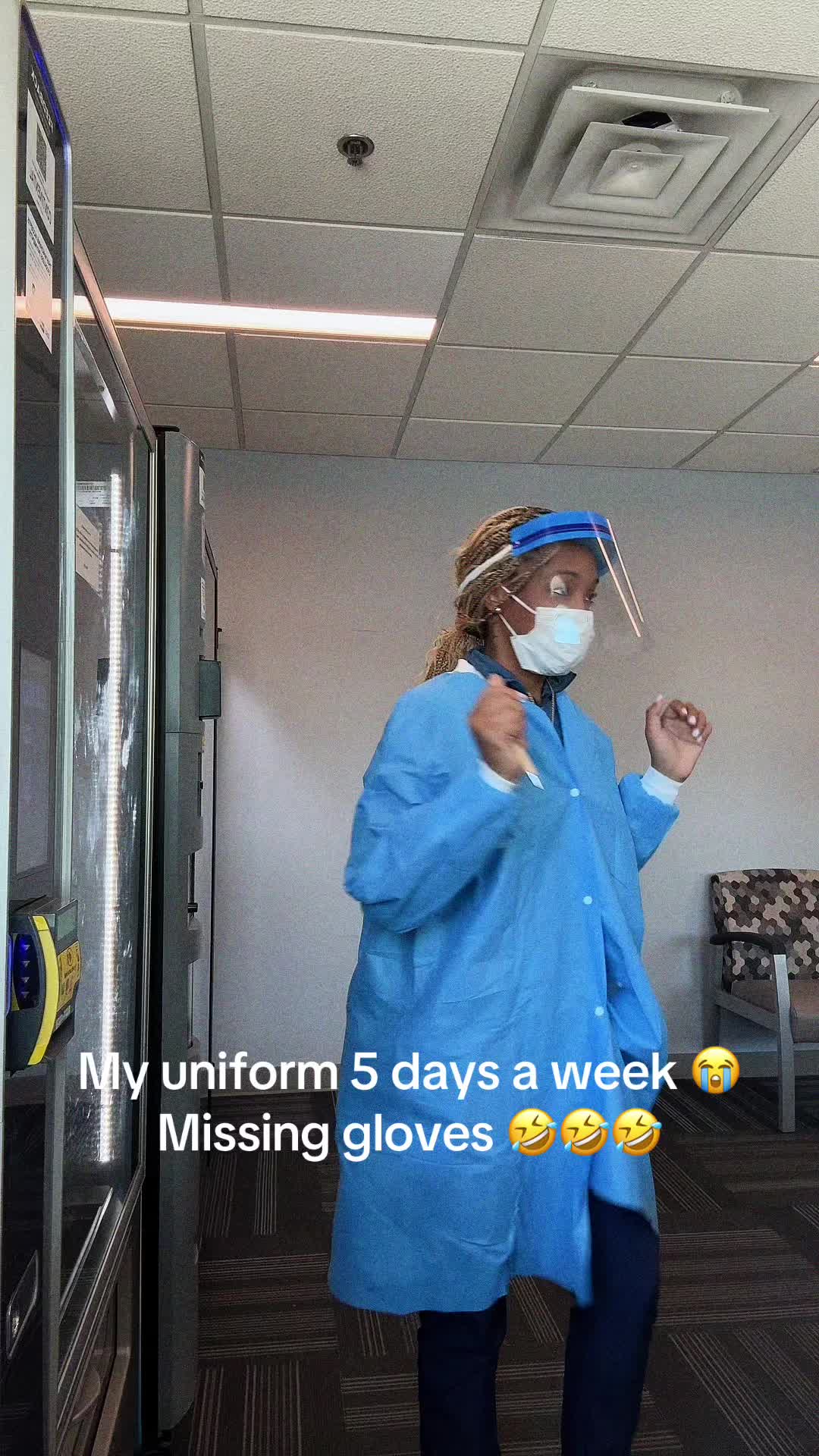 @Icedbyniya._