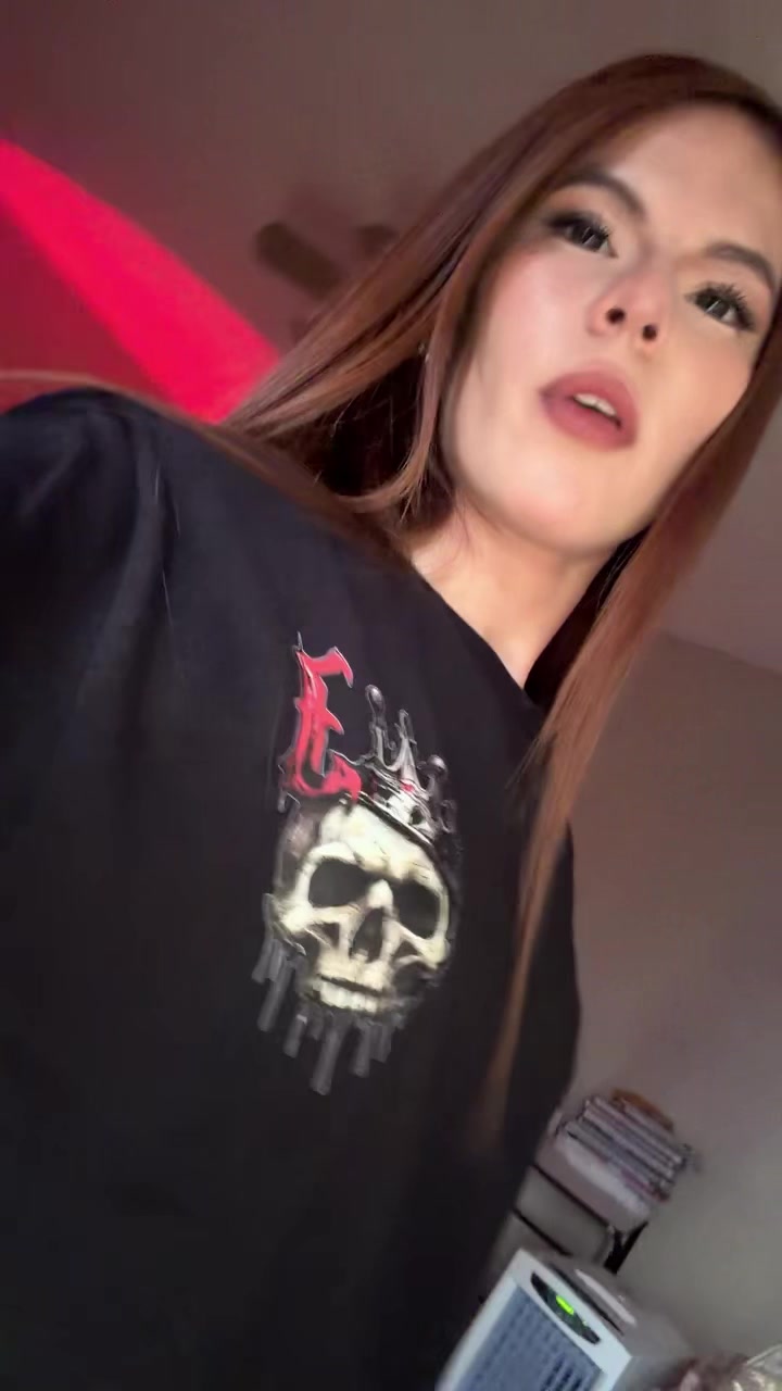 @Mevak_