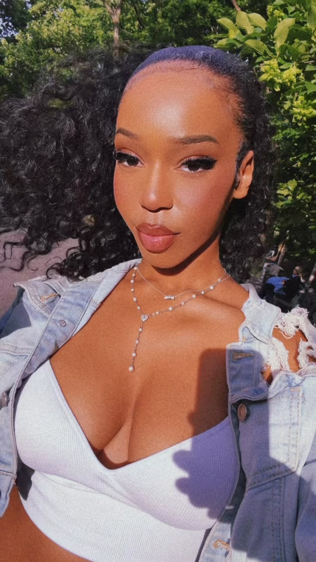 @manii🎀.