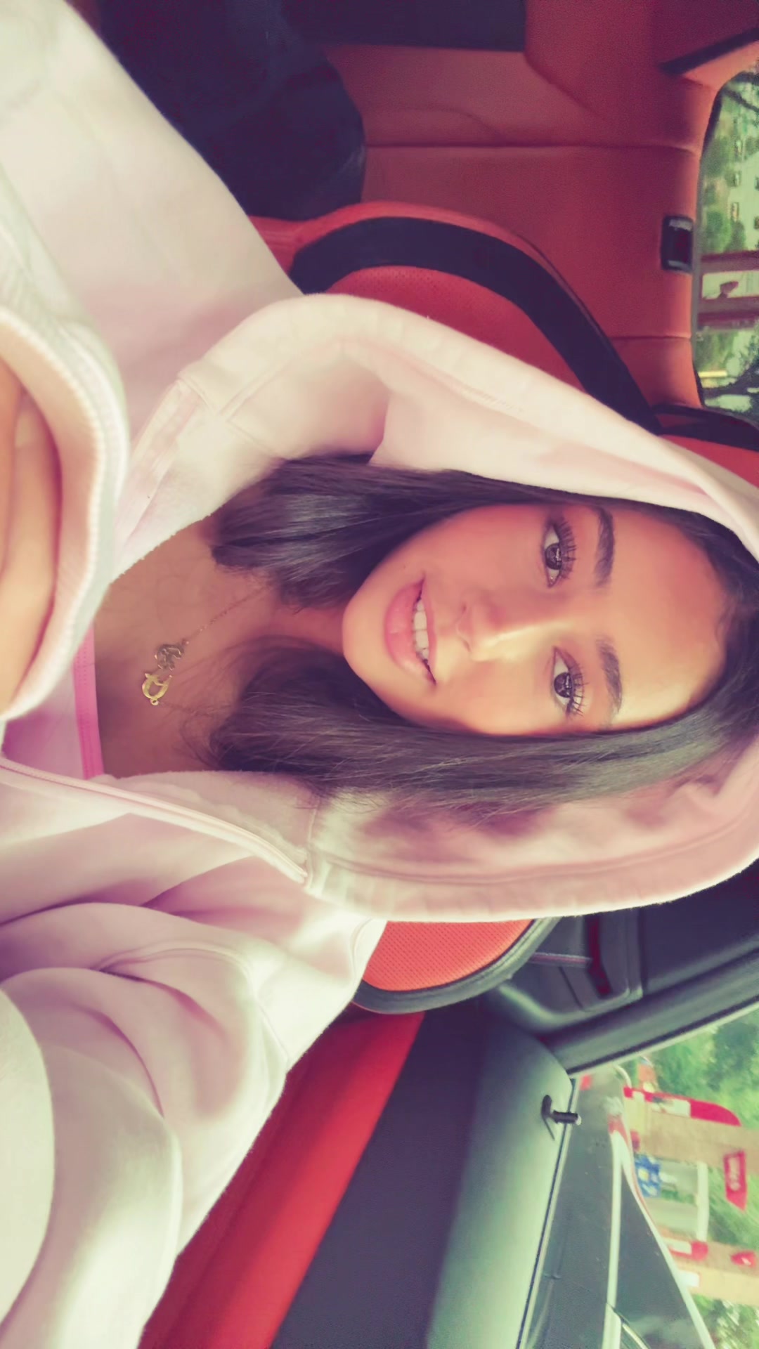 @zayneb