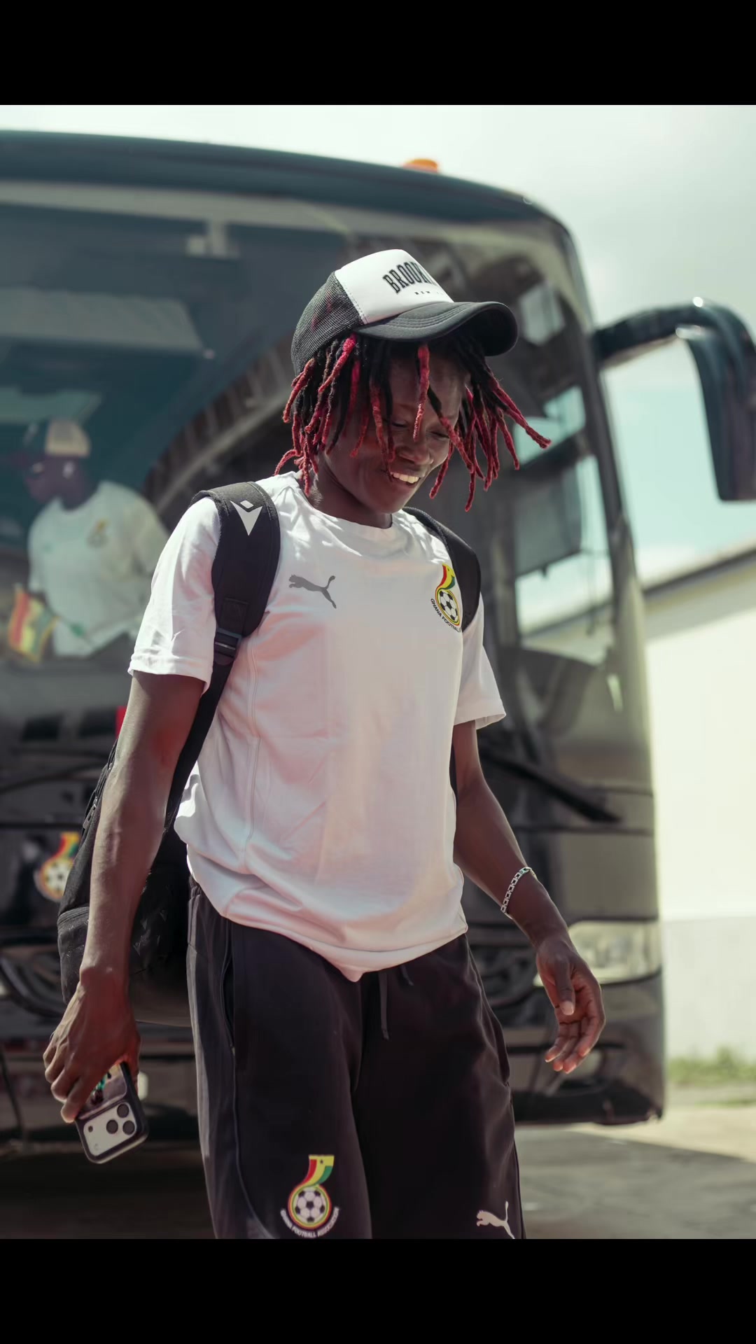 @Kaakyire🤍☮️
