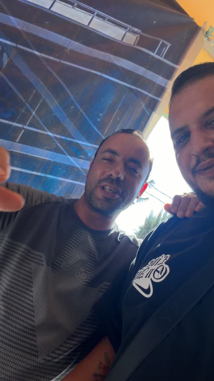 @Jaja 🇹🇳🇫🇷✌🏻