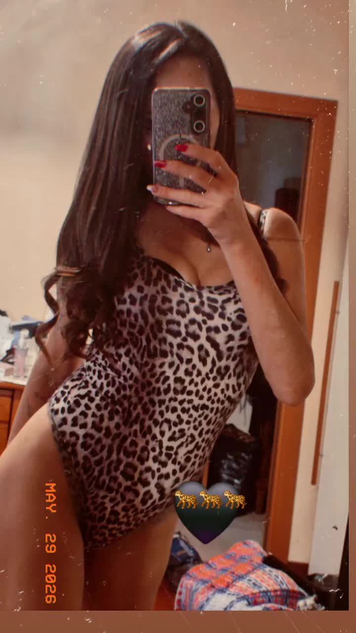 @tizianarebelgirl
