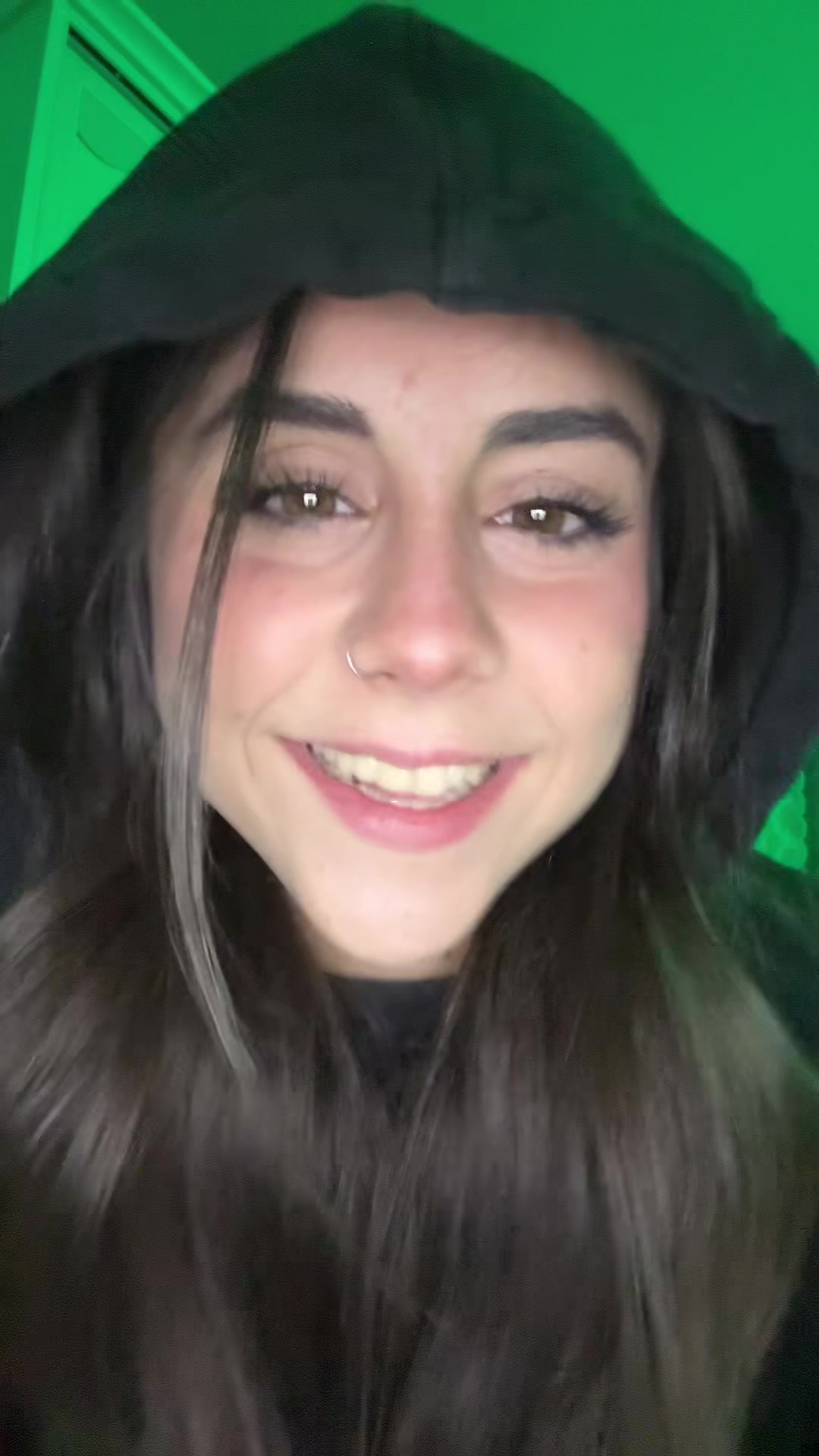 @𝐴𝑟𝑦