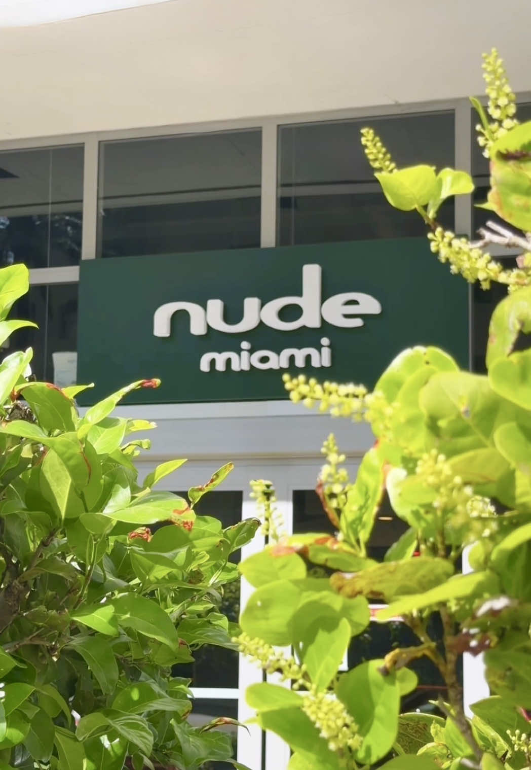 @Nude Miami