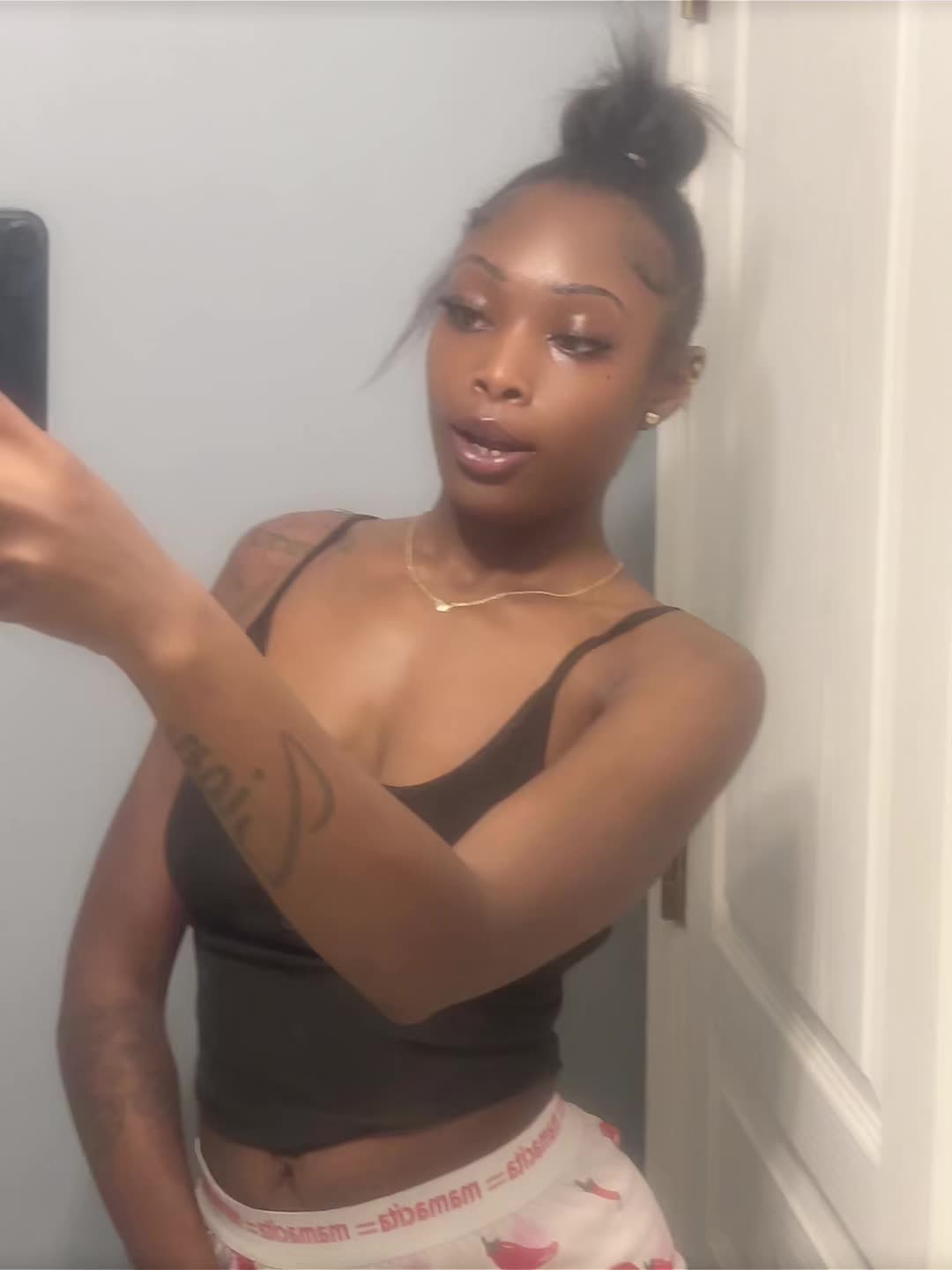 @Nayabaya👅