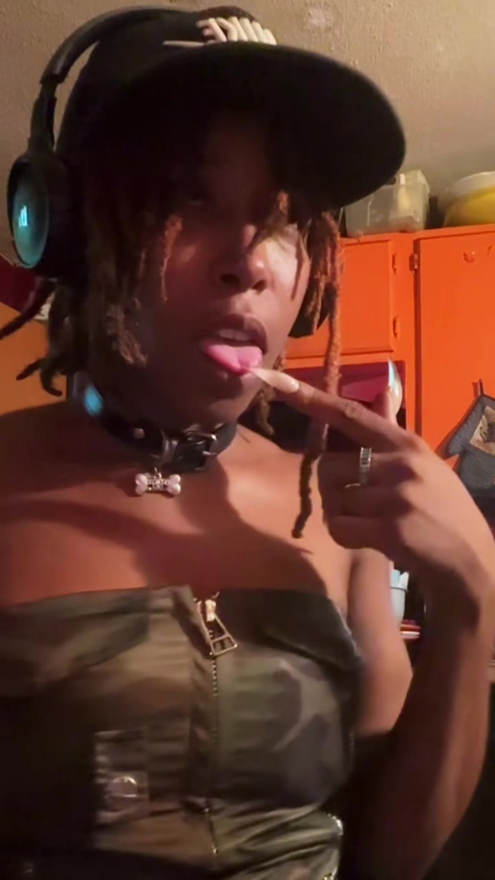 @SmirskyMonroe