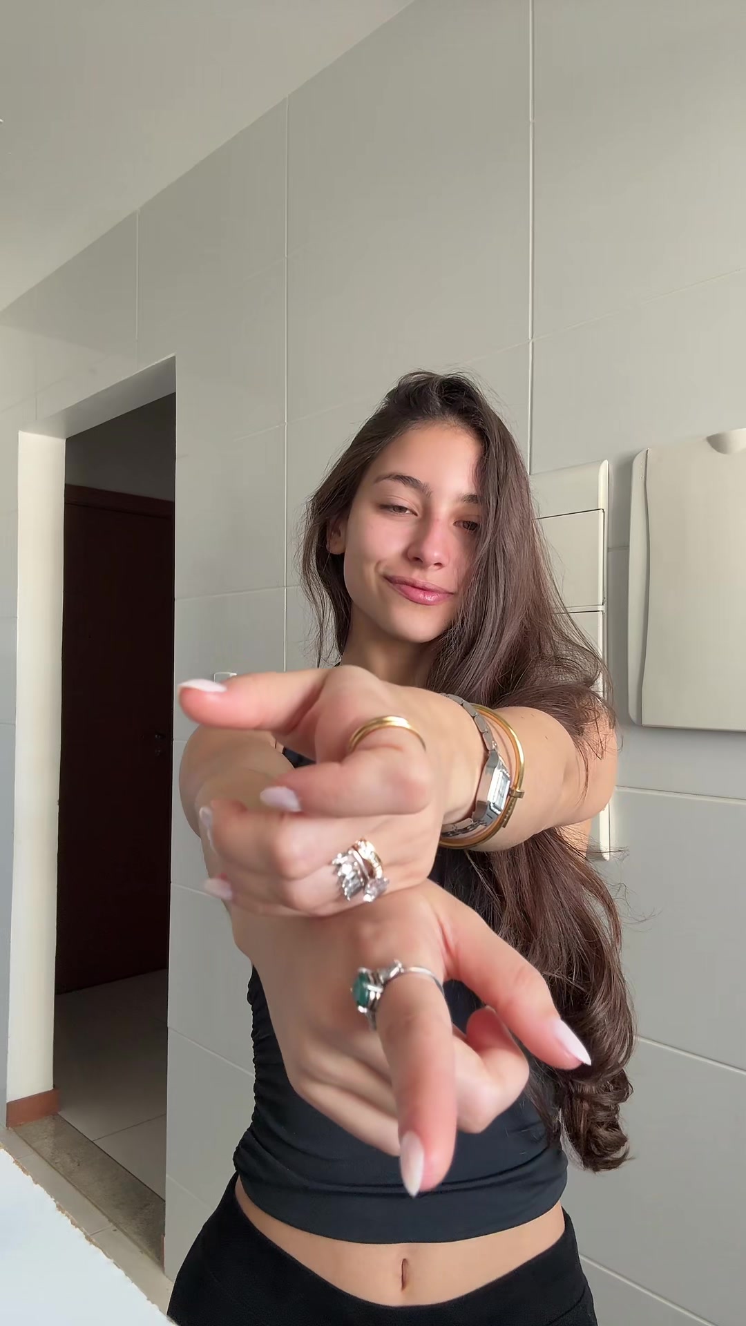 @hévila ghidetti sfalsin
