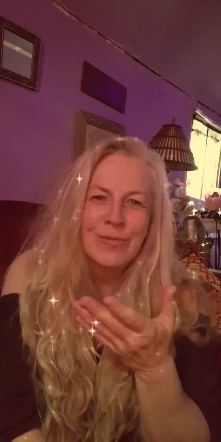 @Dollianne