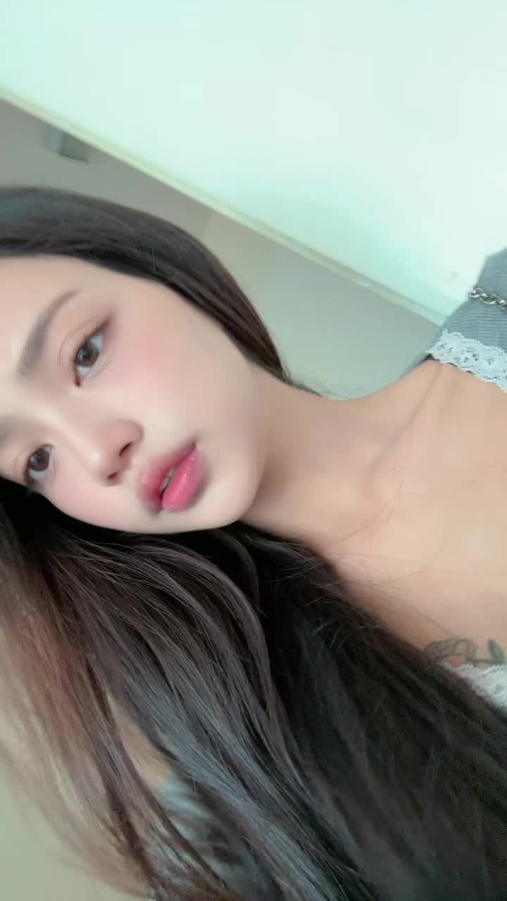 @Moonica🖤 154CM 🌙