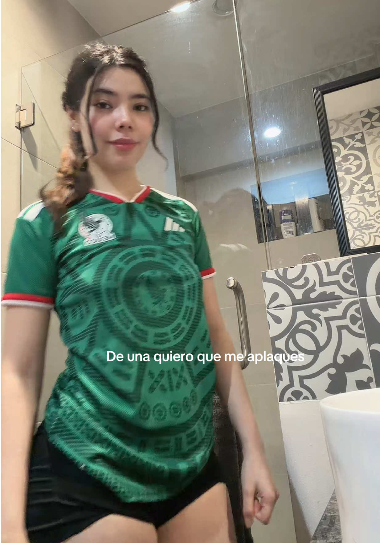 @jenniferjauree