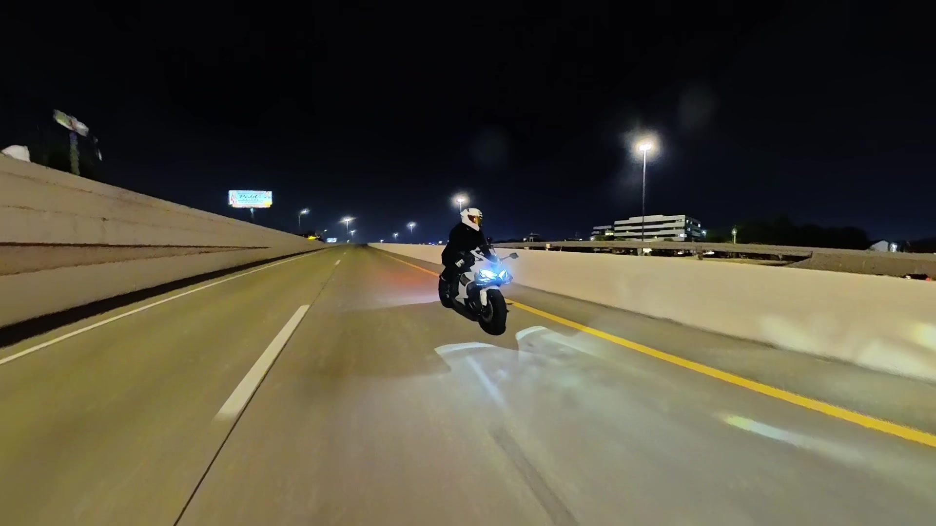@Leyva