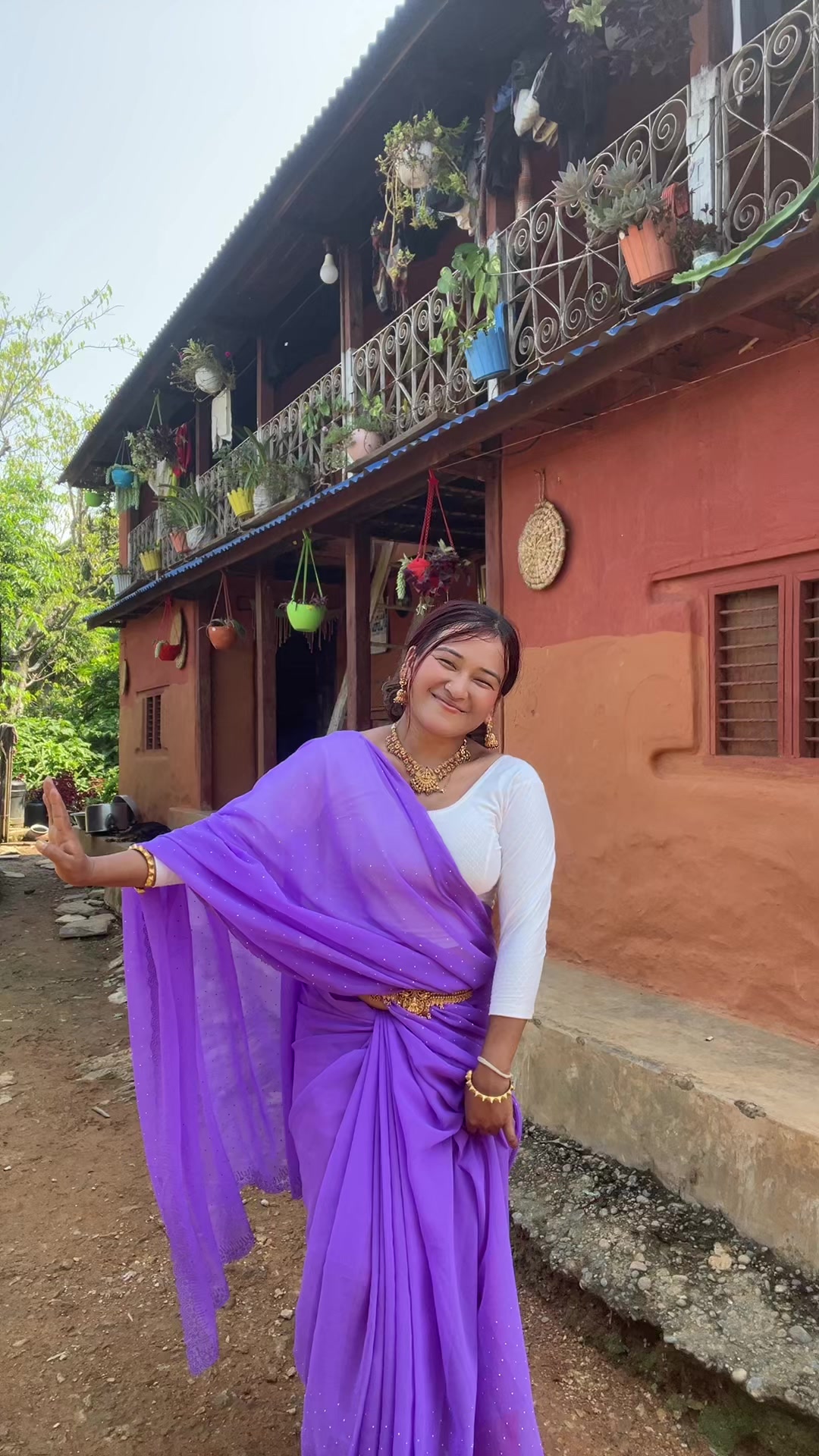 @चमेली 🌼