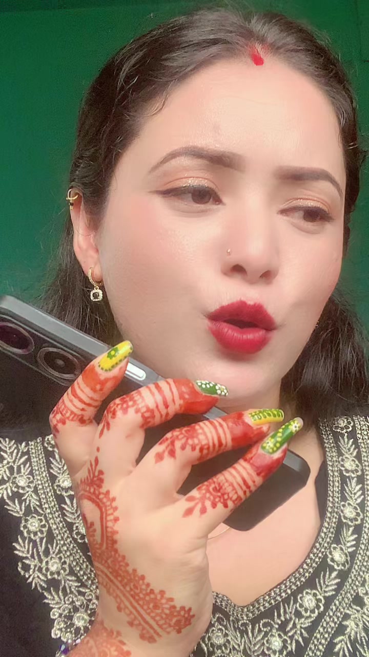 @karishmabishowkar0