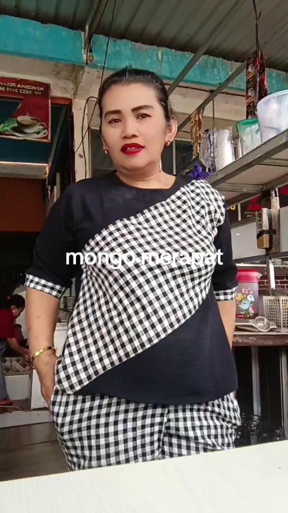 @Mak Krombong