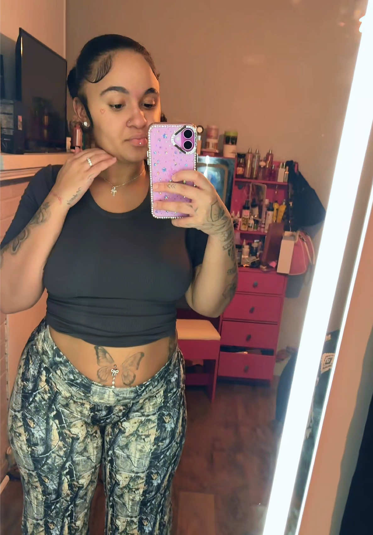 @*Fine ass😍💍*