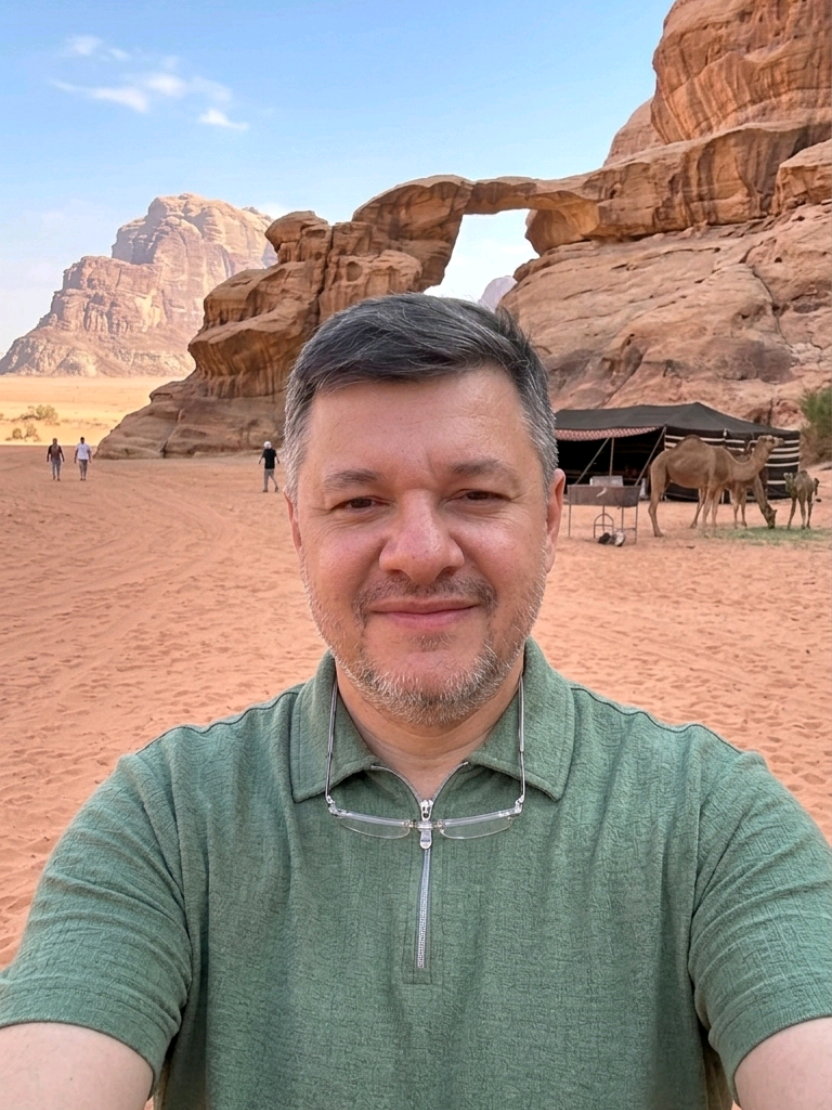 @بشار البيانوني