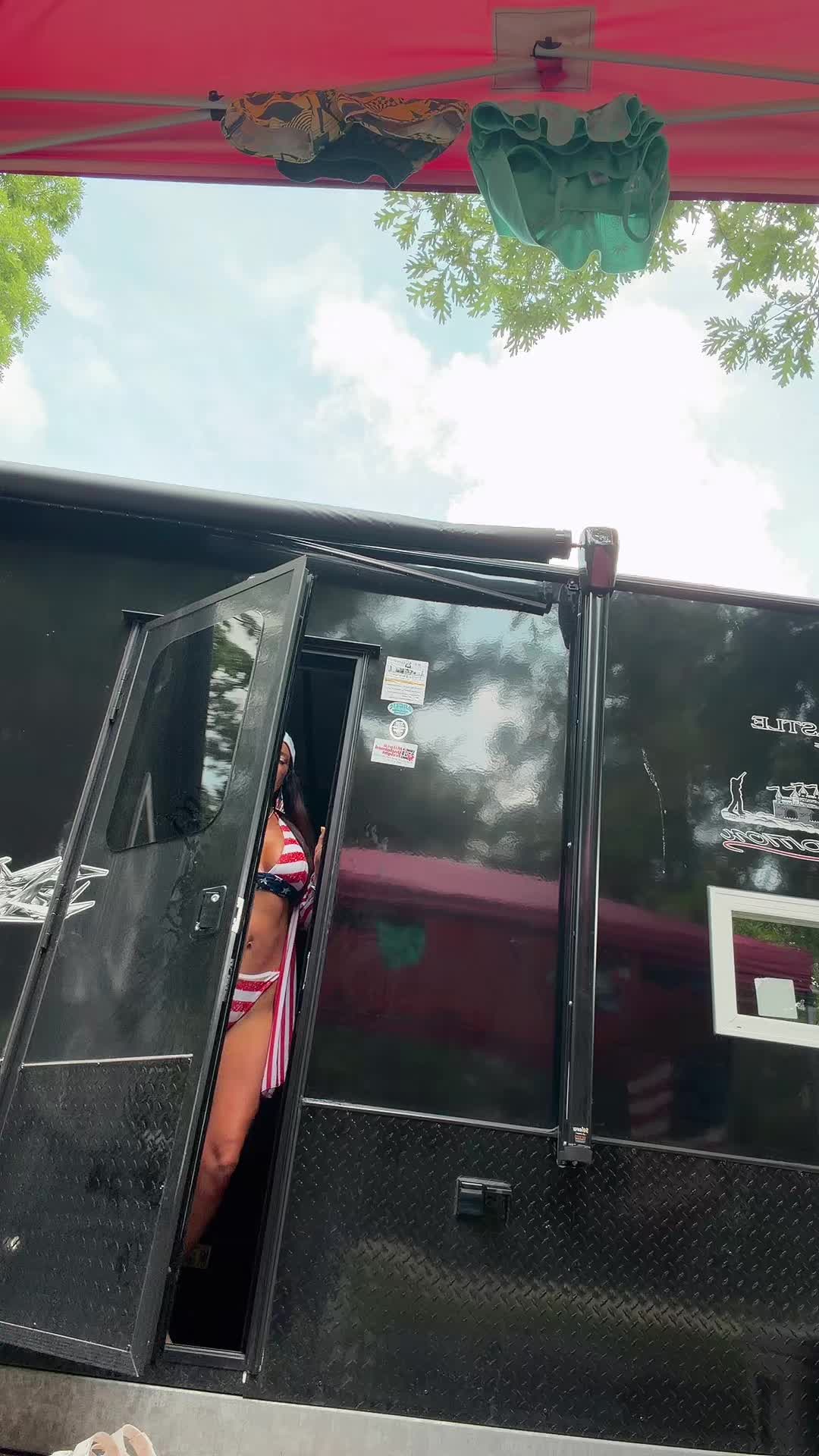 @Uppermidwesty