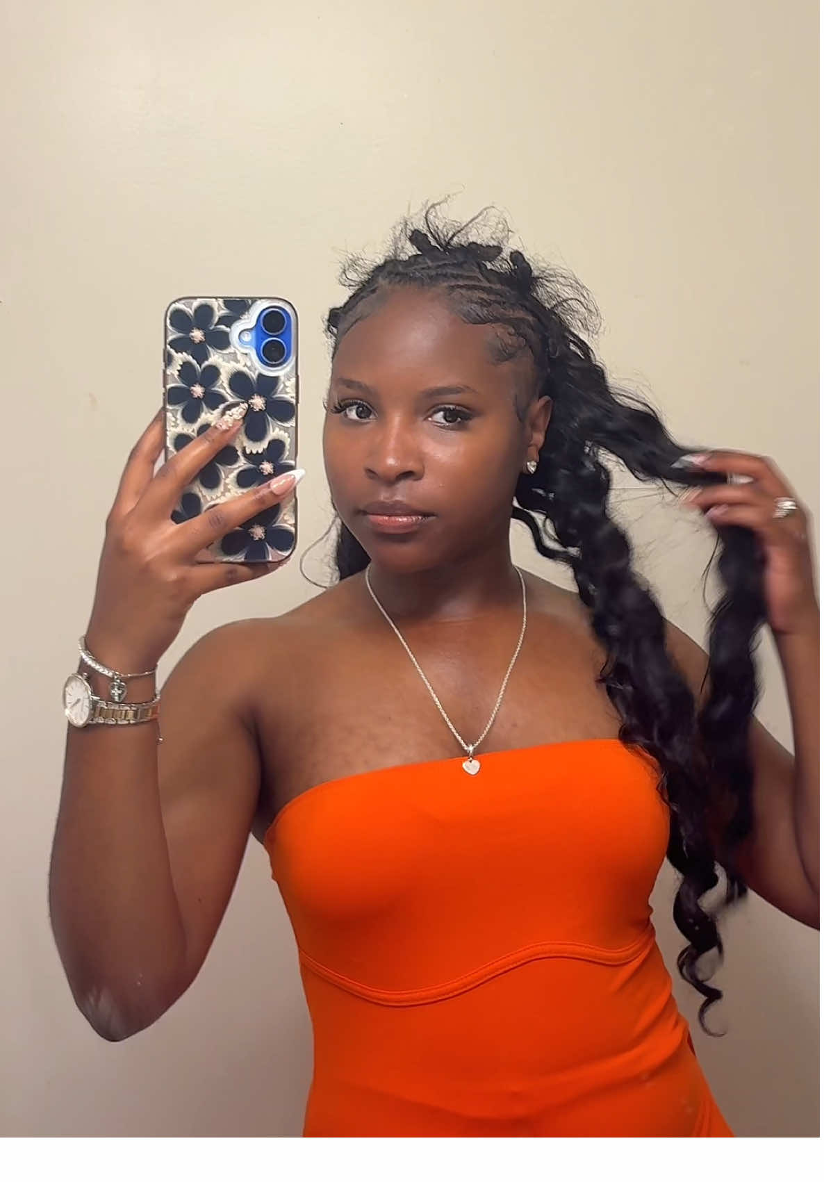 @itsqueenamaya