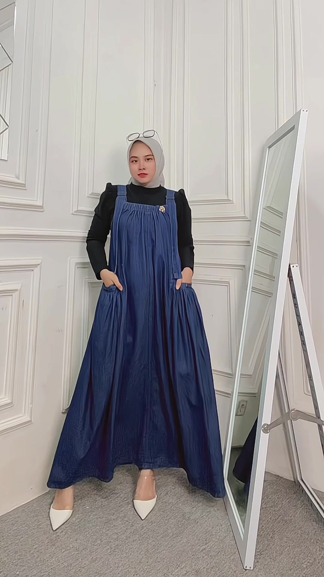 @Raisa Collections