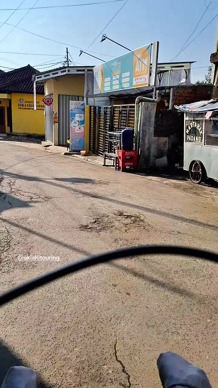 @akiakitouring