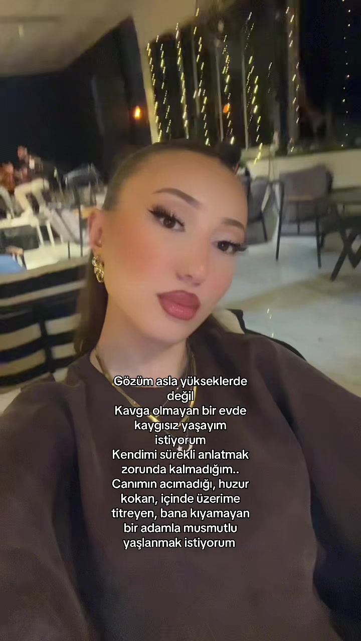 @𝑹𝒐𝒔𝒆𝒉𝒓𝒂 ✶