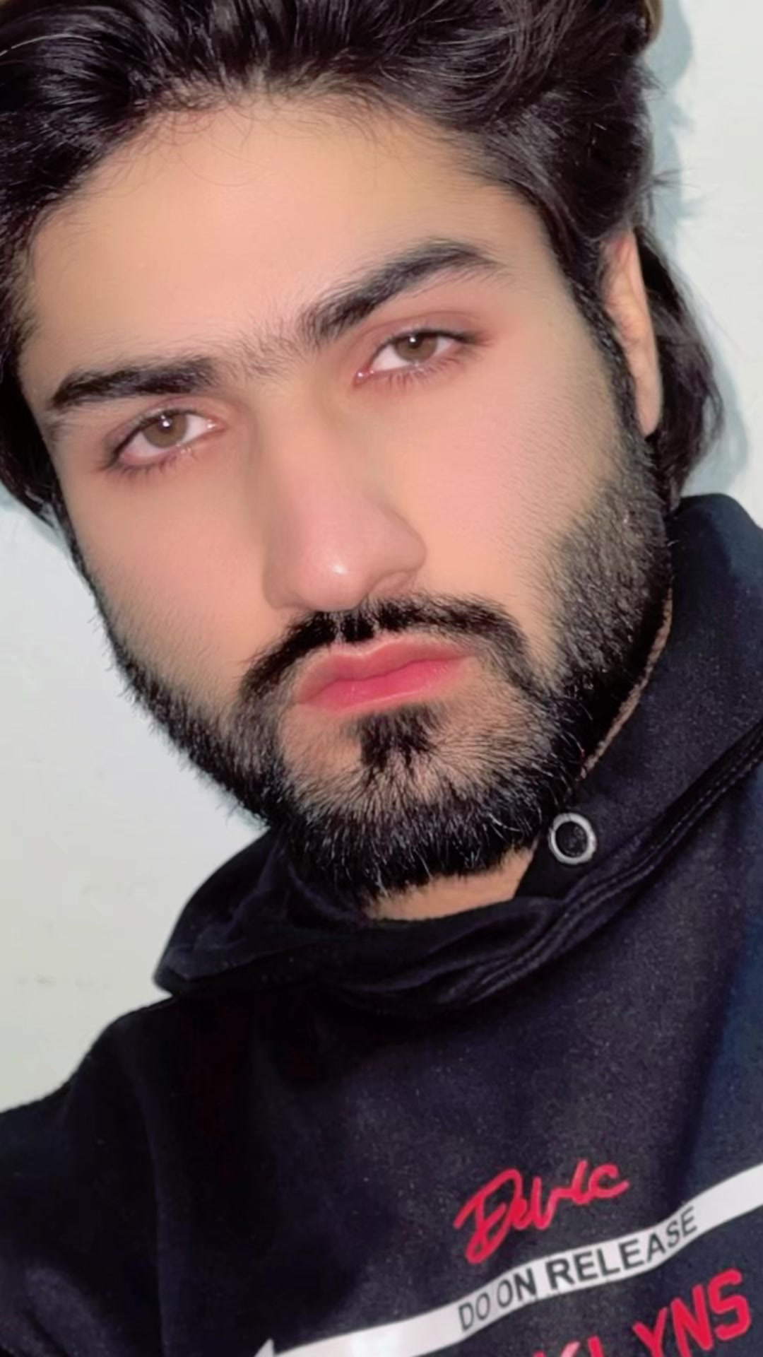 @KHAN🇵🇰