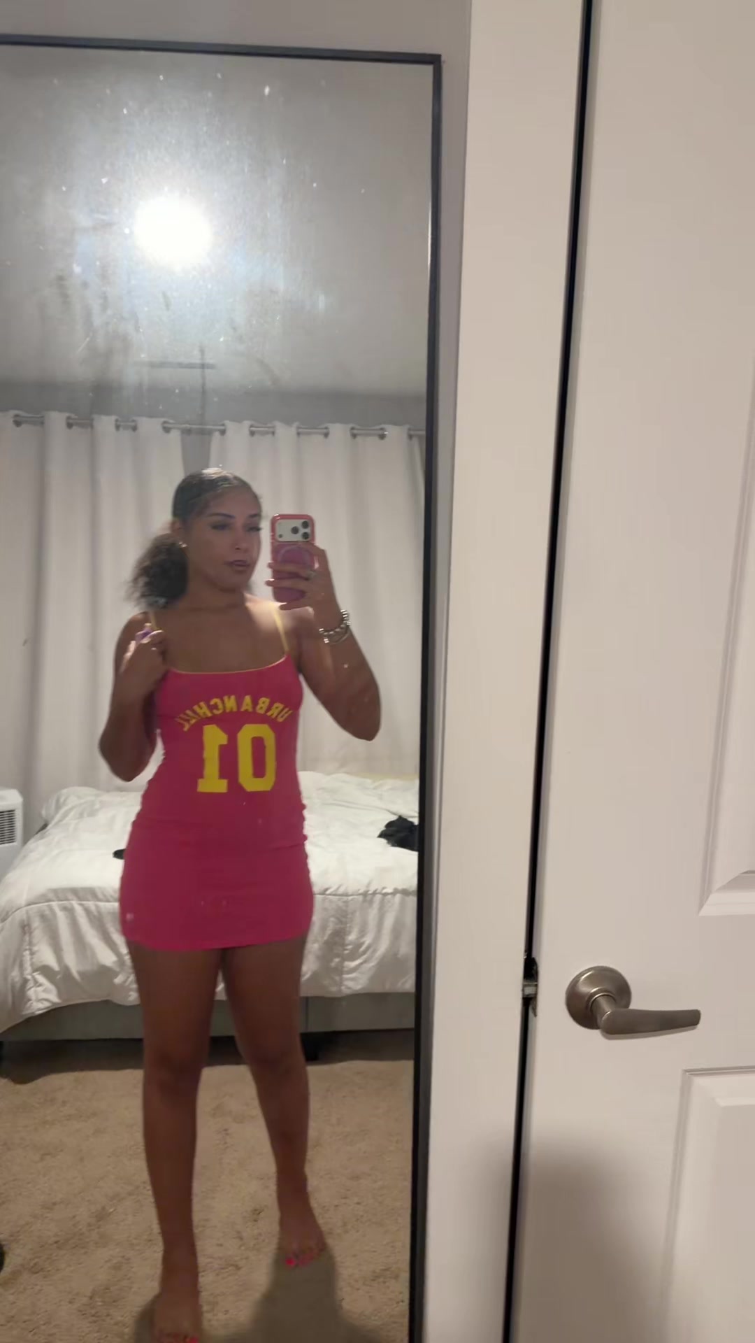 @tavennicole
