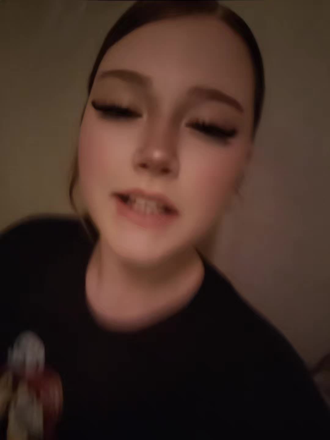 @💣
