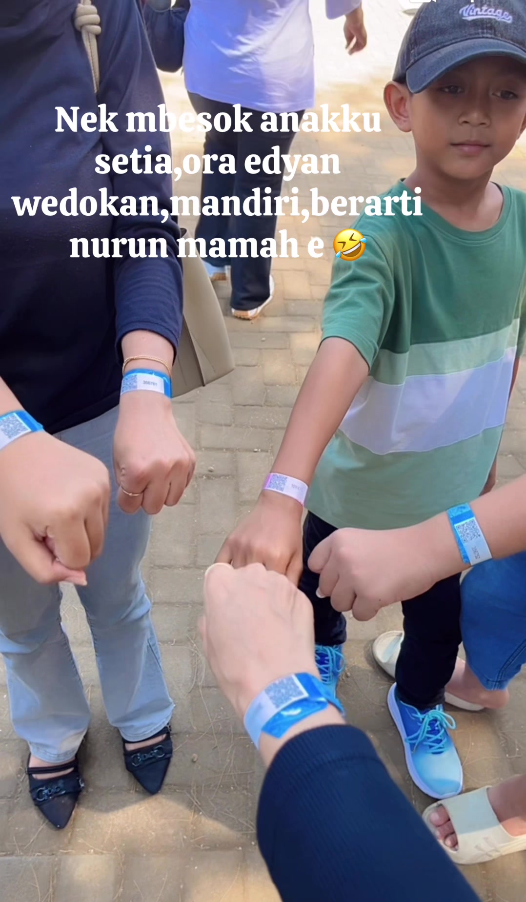 @YuniAlfarizi
