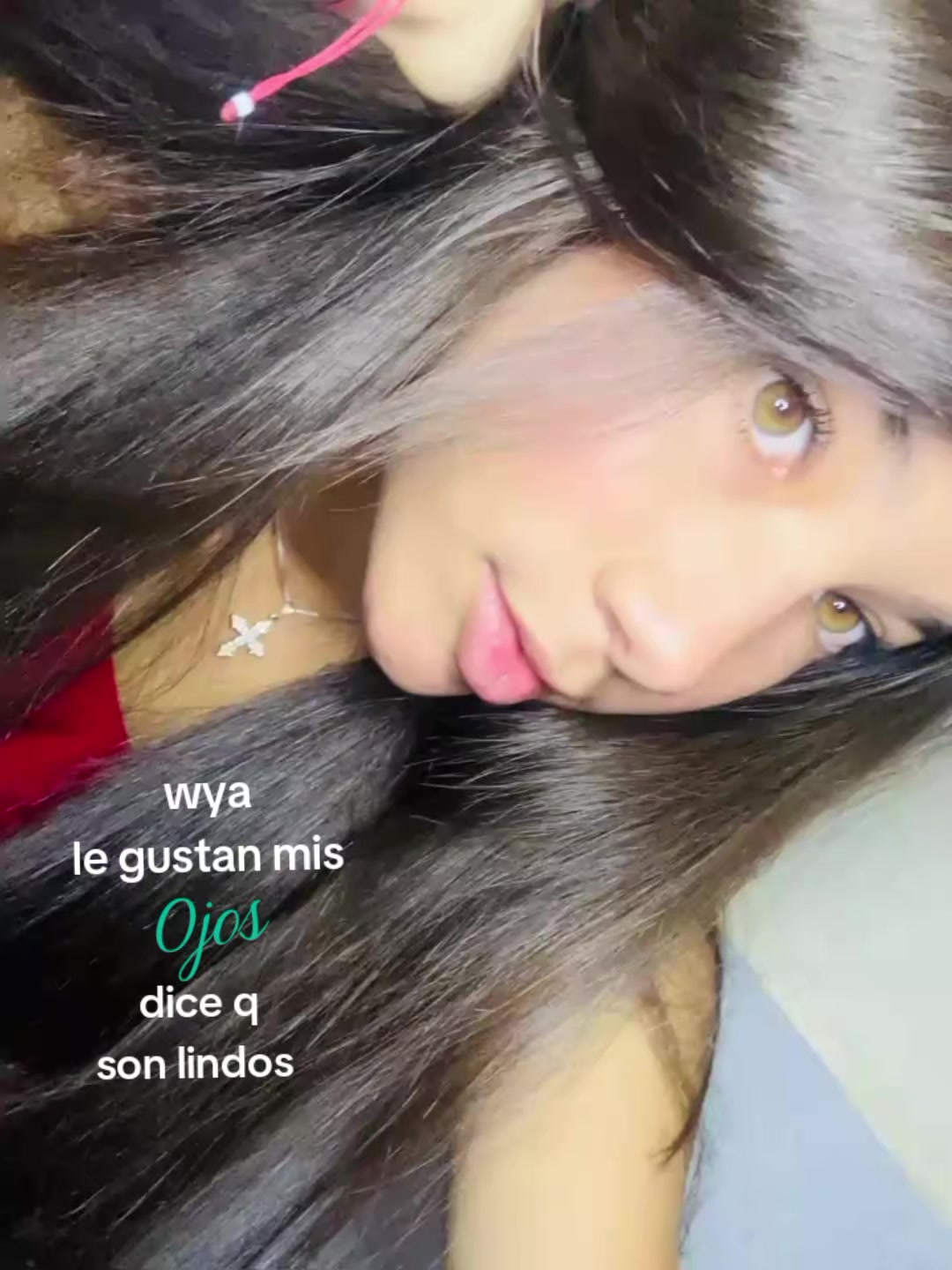 @•