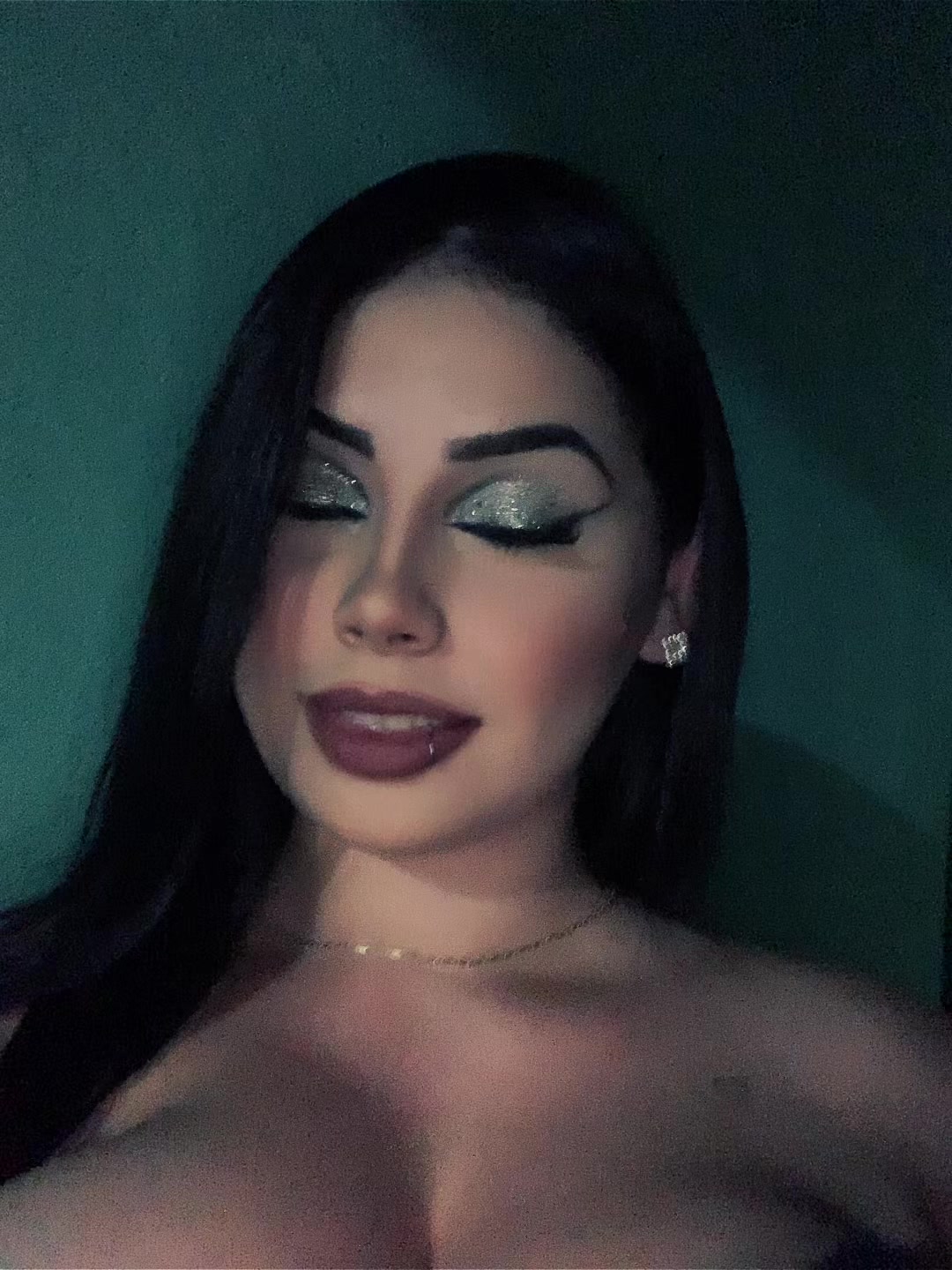 @B💋