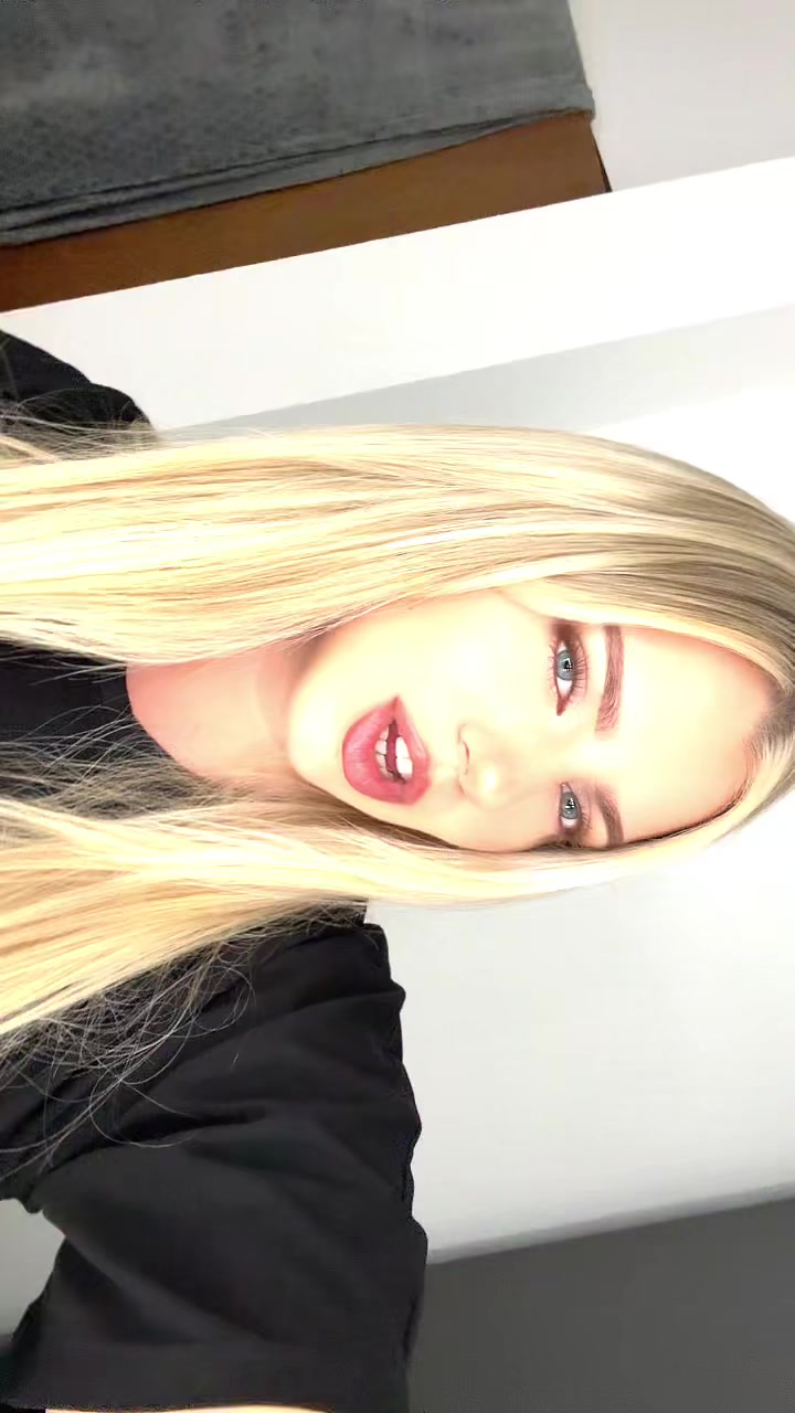 @𝓛𝓮𝓸𝓷𝓪🇦🇱