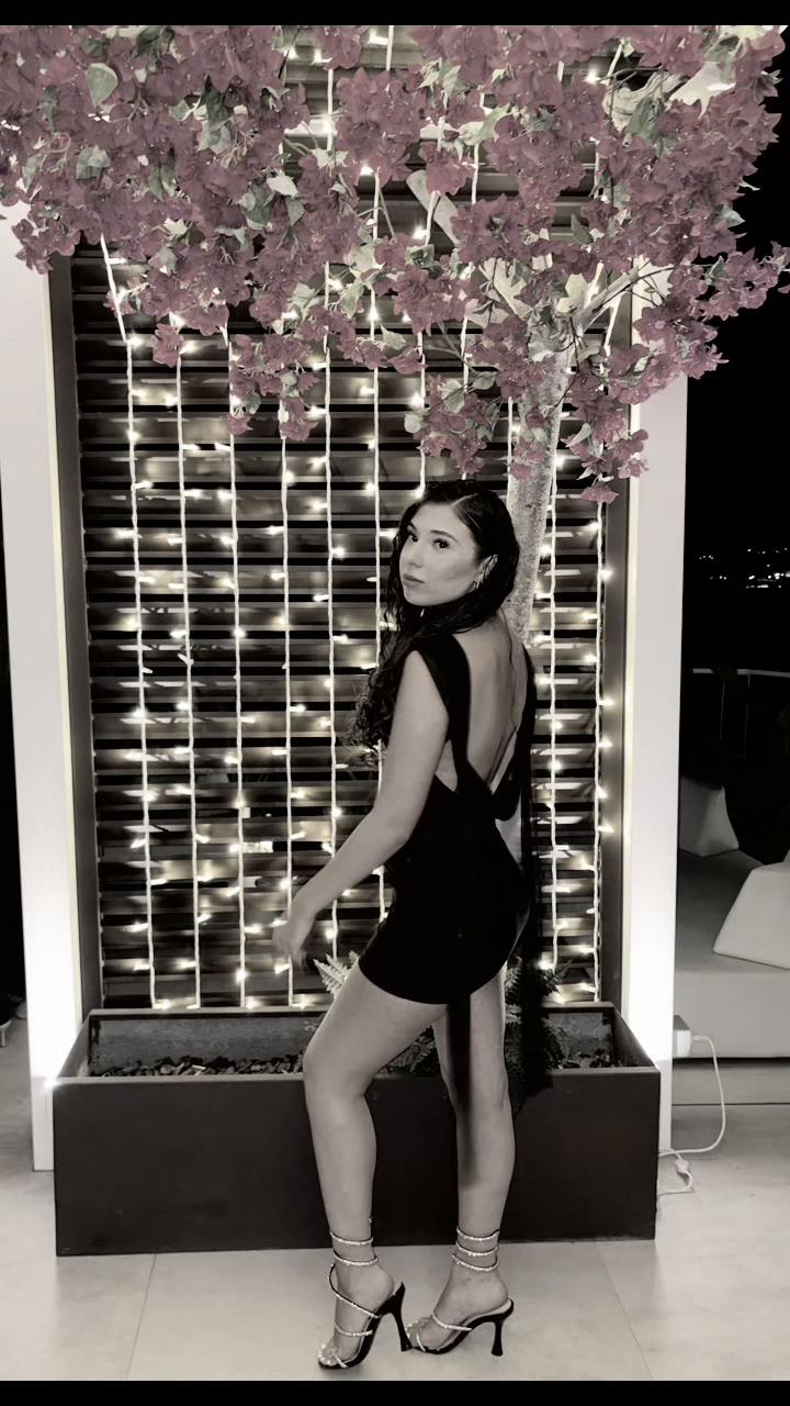 @😉