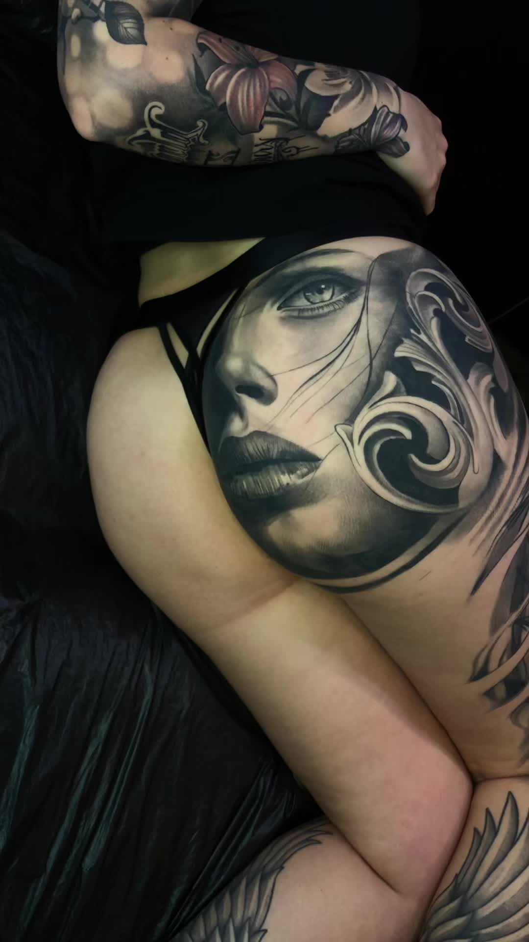 @David Taute black and grey