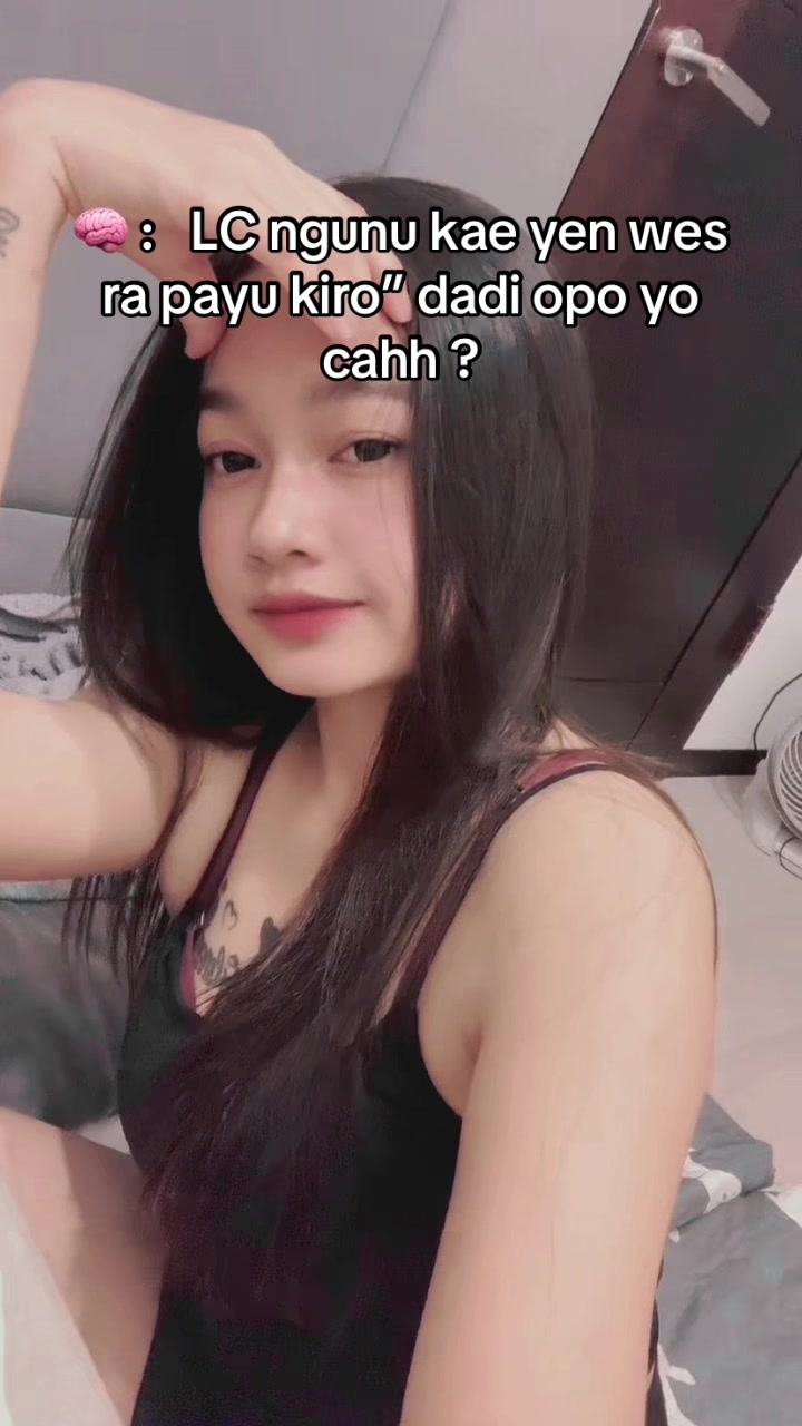 @👾