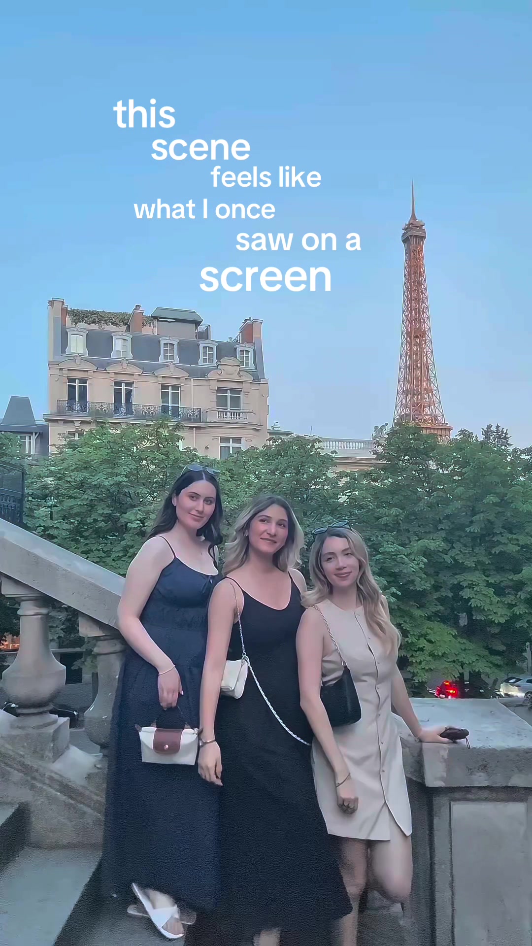 @Mónica