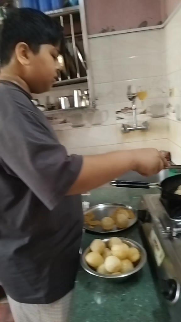 @गायत्री नेपाल