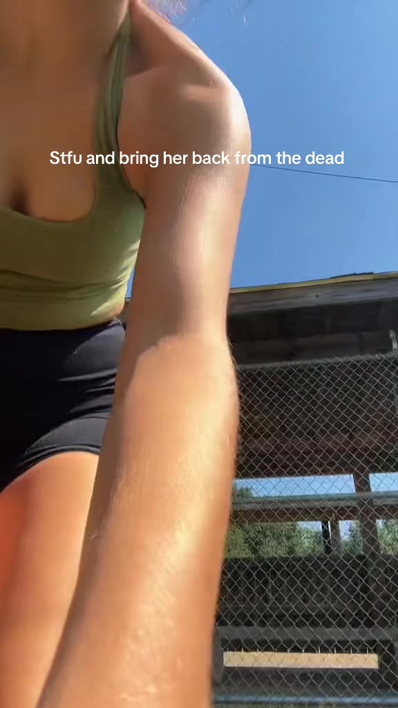 @julzmarz420