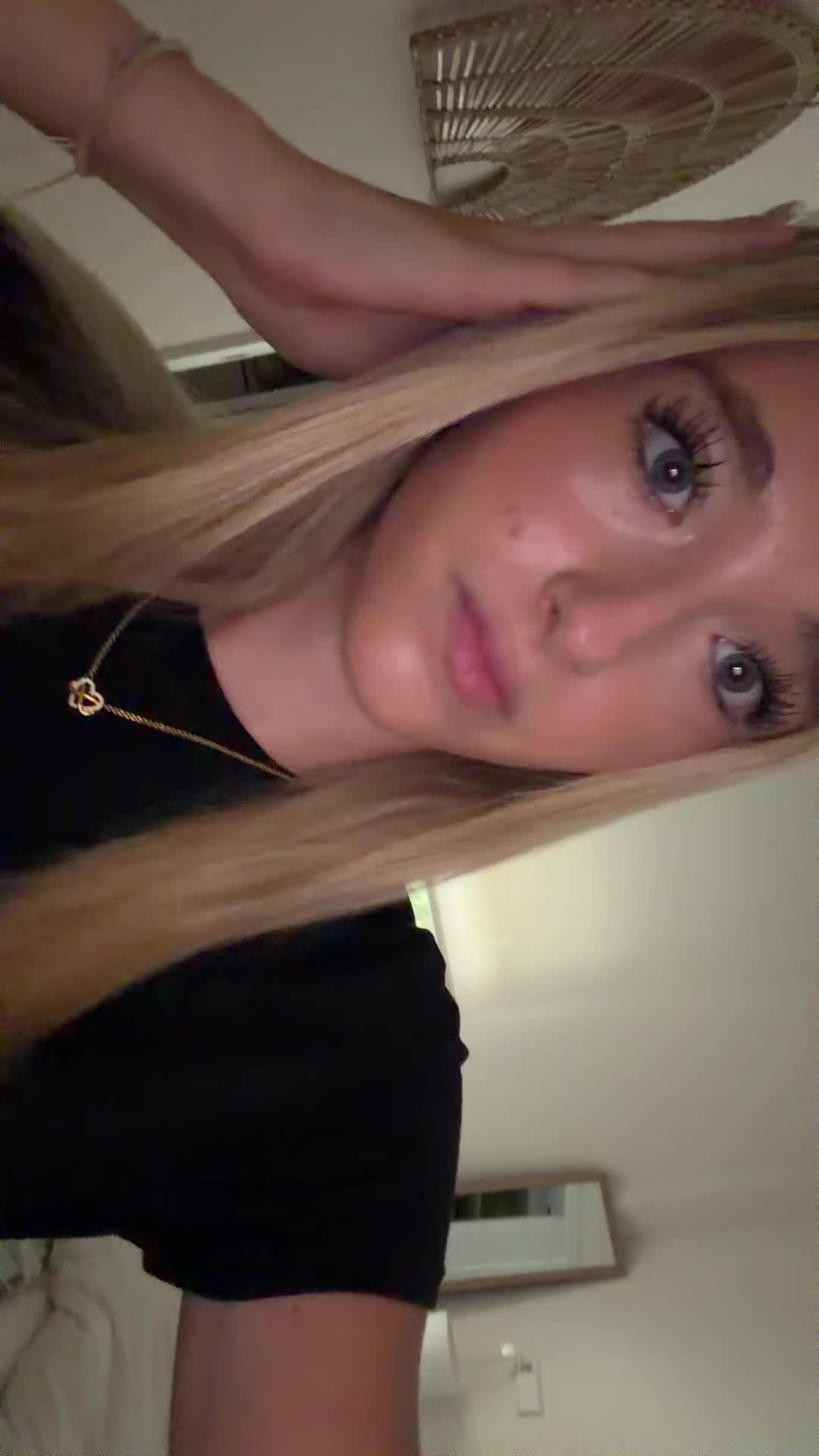 @lena