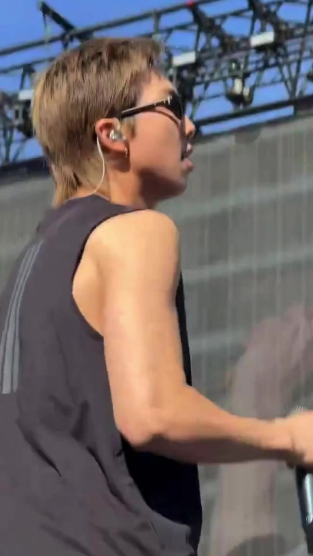 @ot7loml๐ธ๐