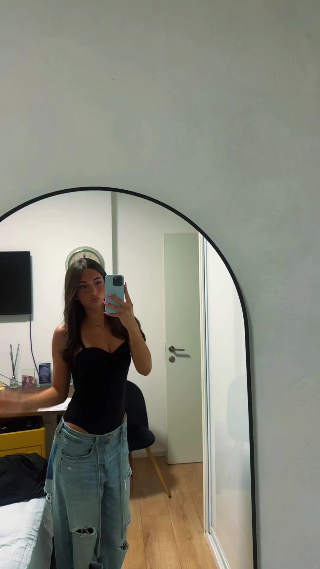 @SHIRA