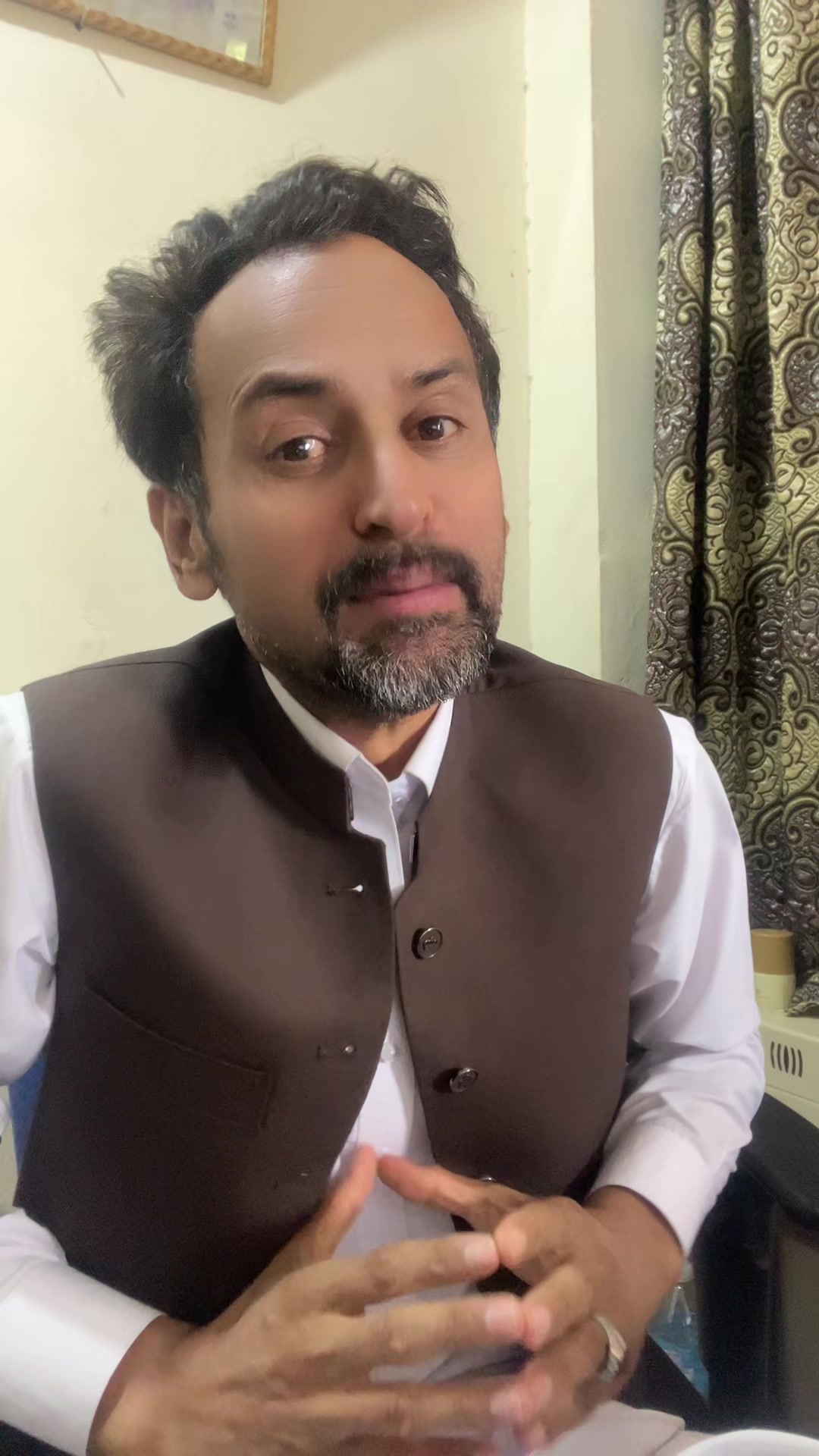@Akmal Bhutto yuft