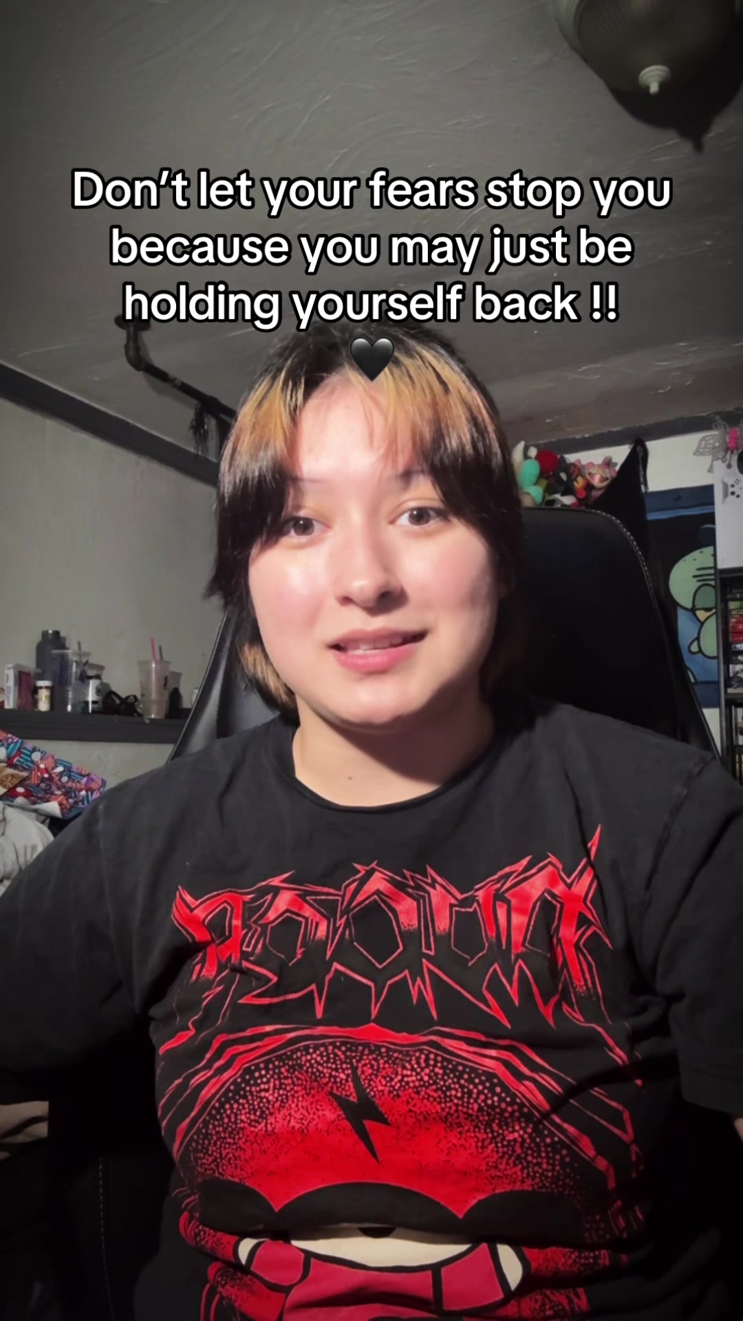 @gloomy_ari_