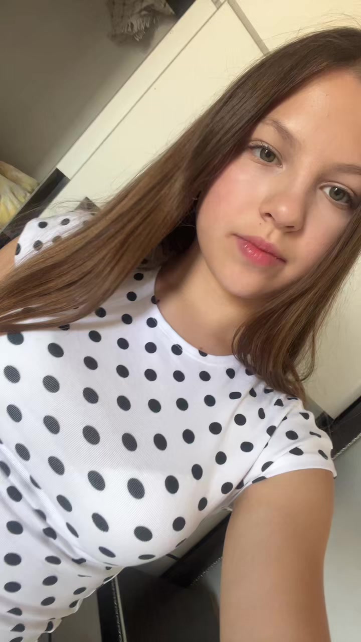 @𝑚𝑒𝑙𝑖𝑠𝑎𝑎