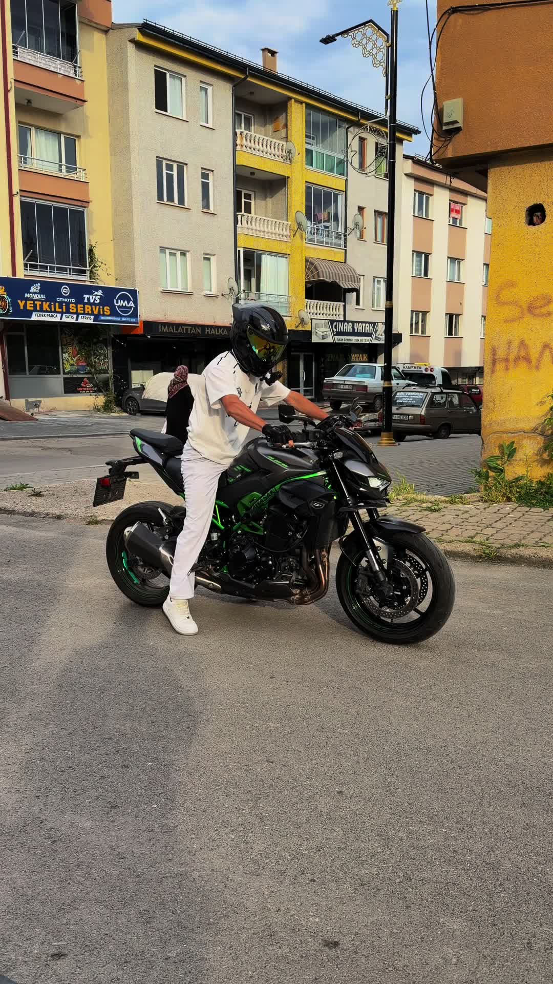 @ramo8r