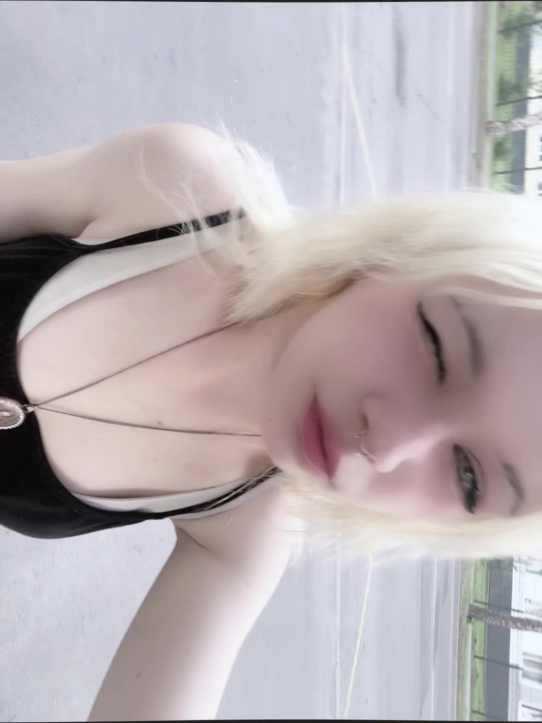 @KeeshiMoshi
