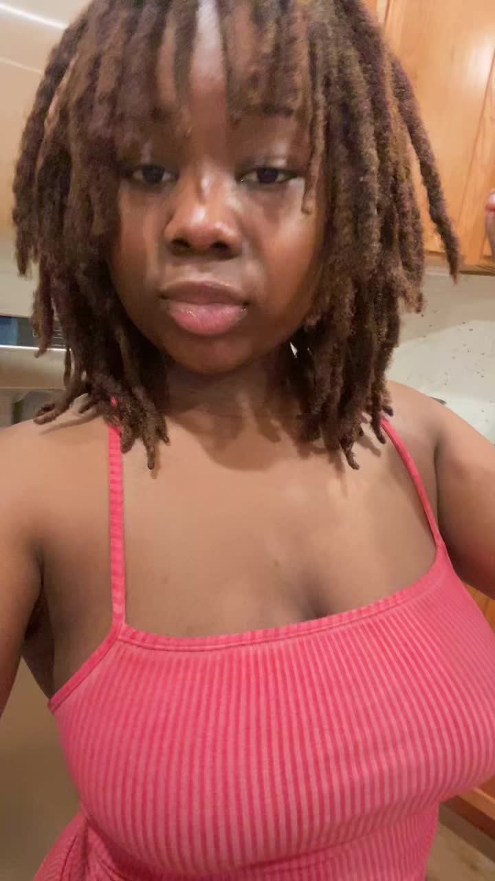 @chroniclesofkomino